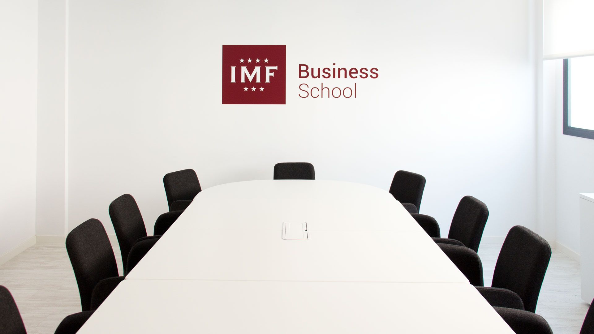 El binomio universidad-empresa es clave para mejorar la innovación en España, según IMF Business School